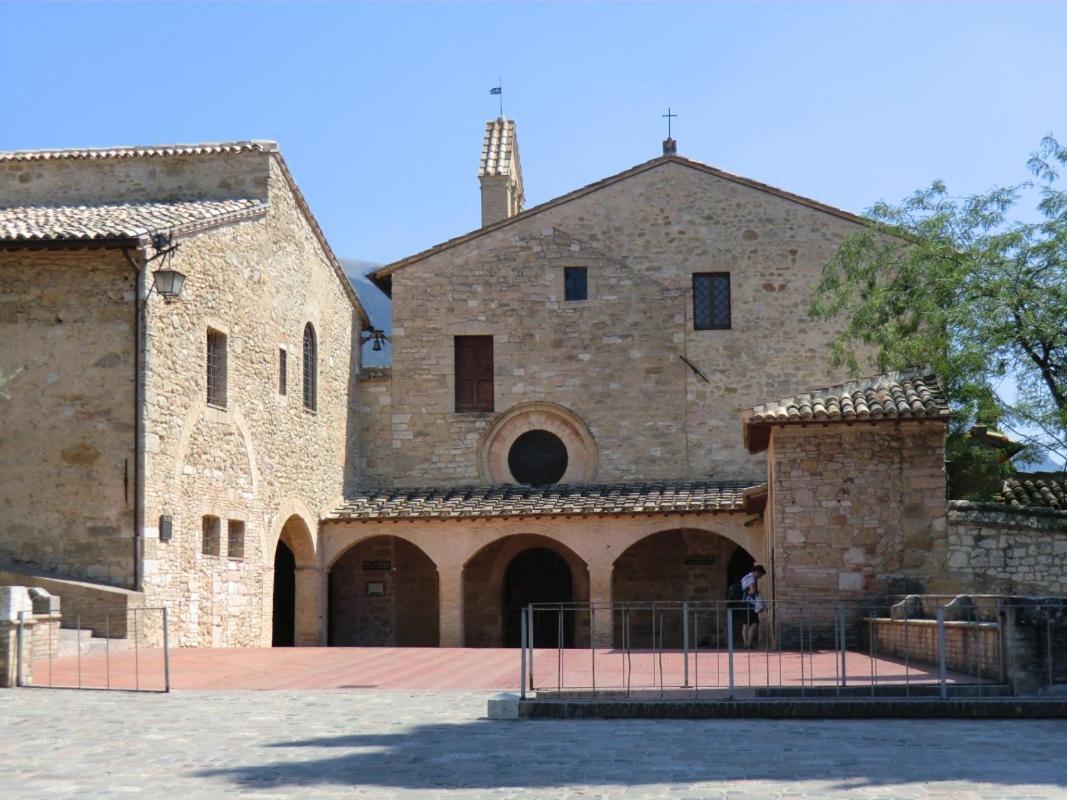 All'Ombra Di San Damiano Assisi Exterior foto